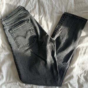 Levi’s wedgie icon size 25 perfect condition